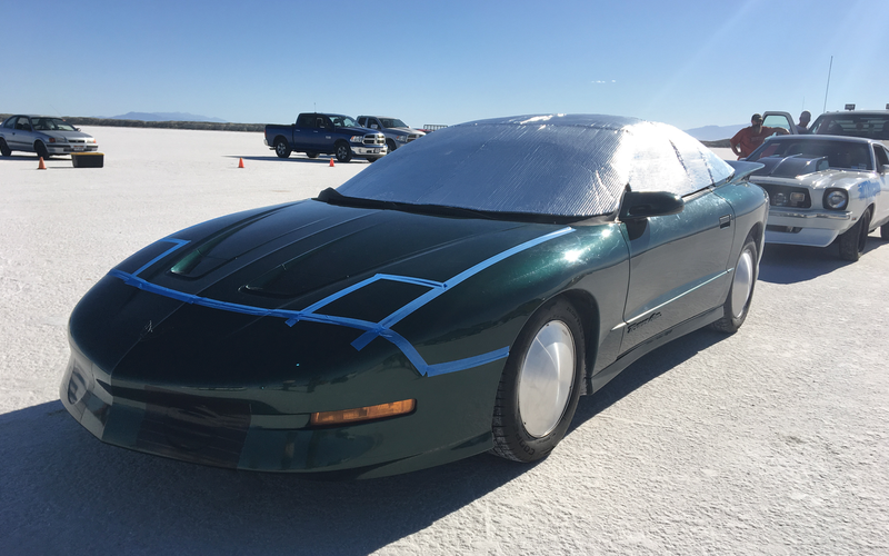 Illustration for article titled Here's Some of the Best and Weirdest Cars at Bonneville's World of Speed